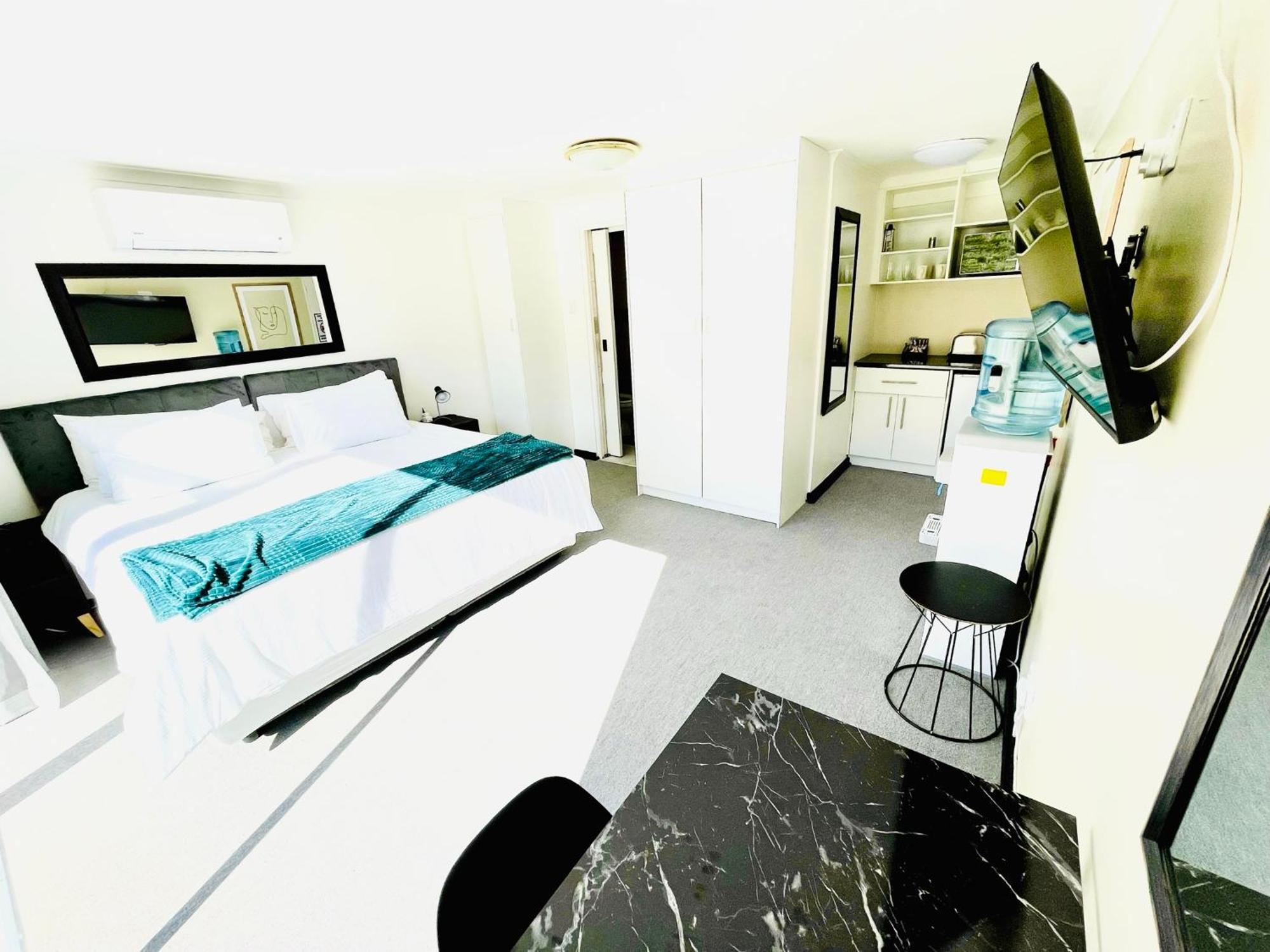 Hotel Vibes Cape Town Plattekloof Buitenkant foto