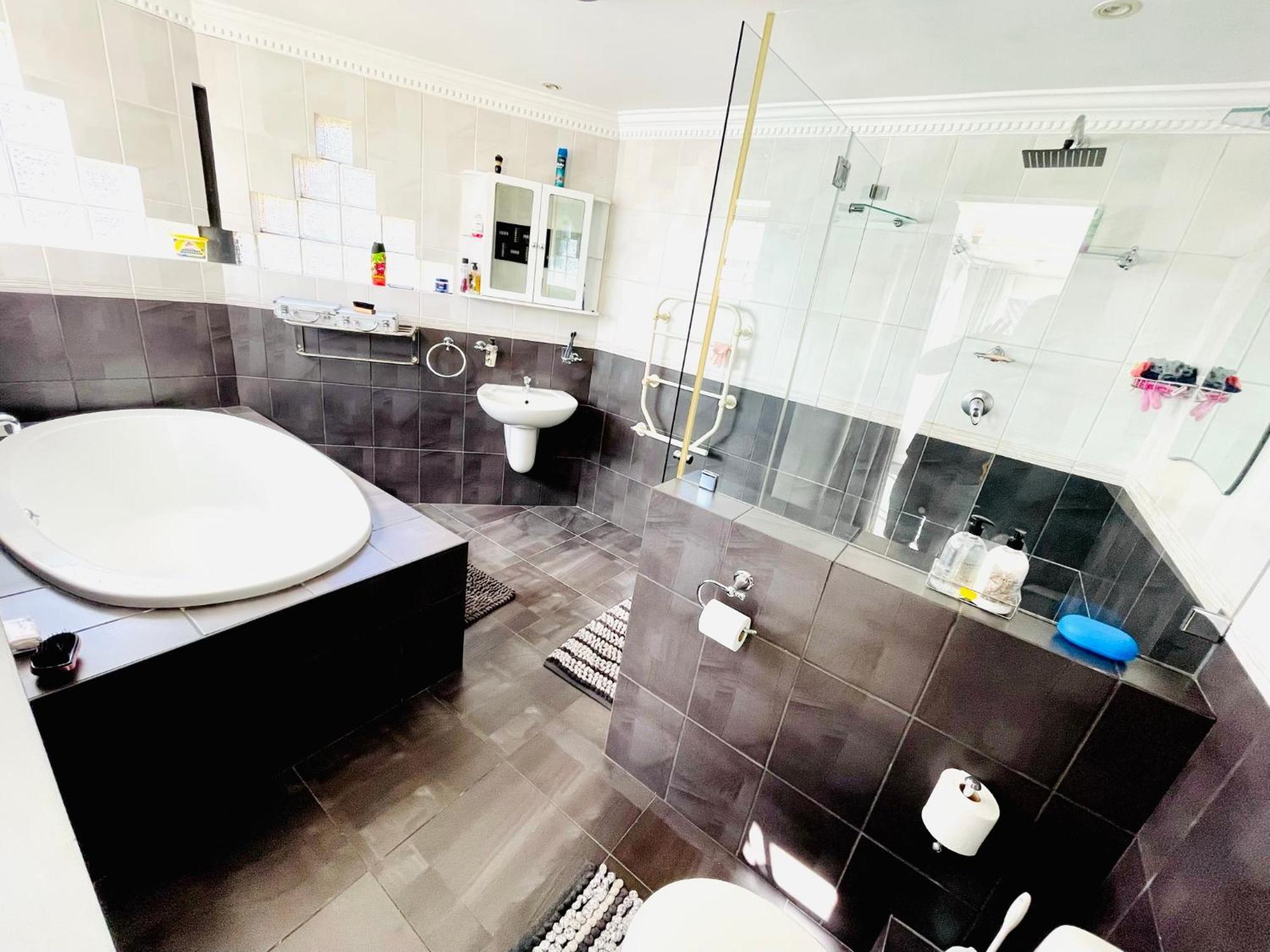 Hotel Vibes Cape Town Plattekloof Buitenkant foto